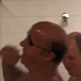 Hombre ducha 3